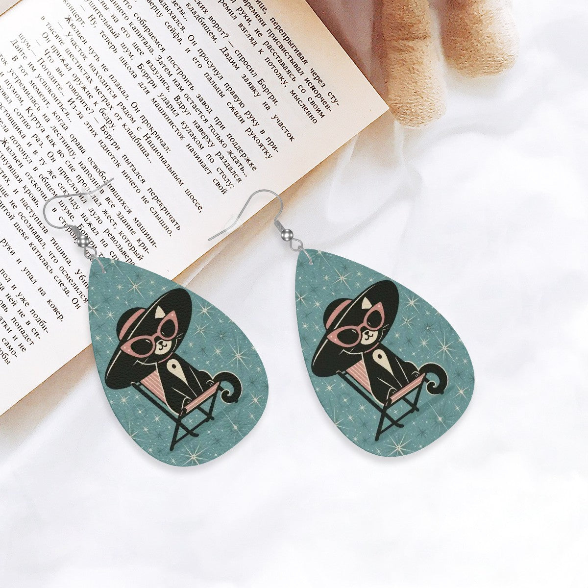 Cool Cat Teardrop Earrings – Retro Mid Century Modern Style
