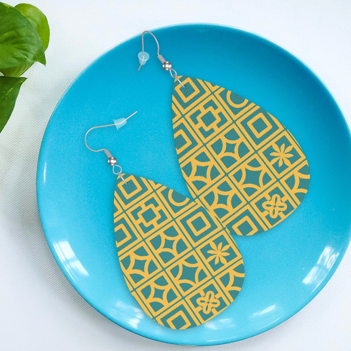 Retro Geometric Leather Teardrop Earrings – Mid Century Modern Pattern